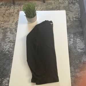Old Navy black under shirt